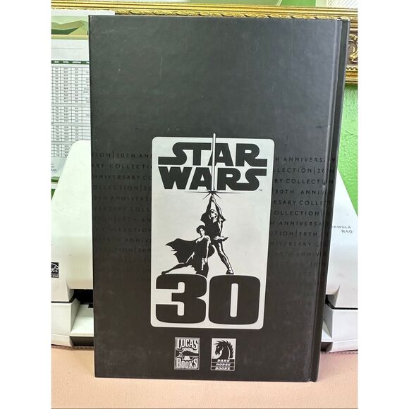 30th anniversary Limited, print run, hardcover novel, art story collection volum - Picture 5 of 10